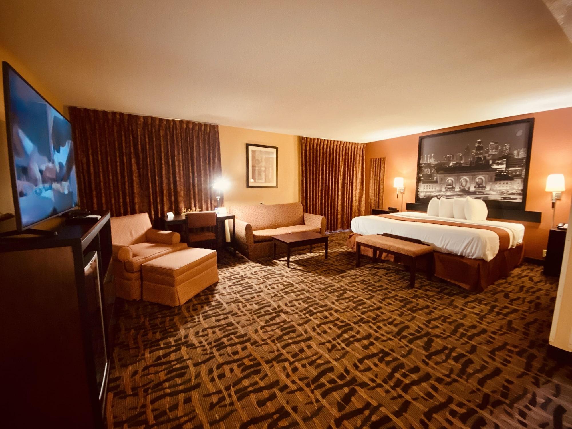 Super 8 By Wyndham Lawrence Ku Hotel Exterior photo